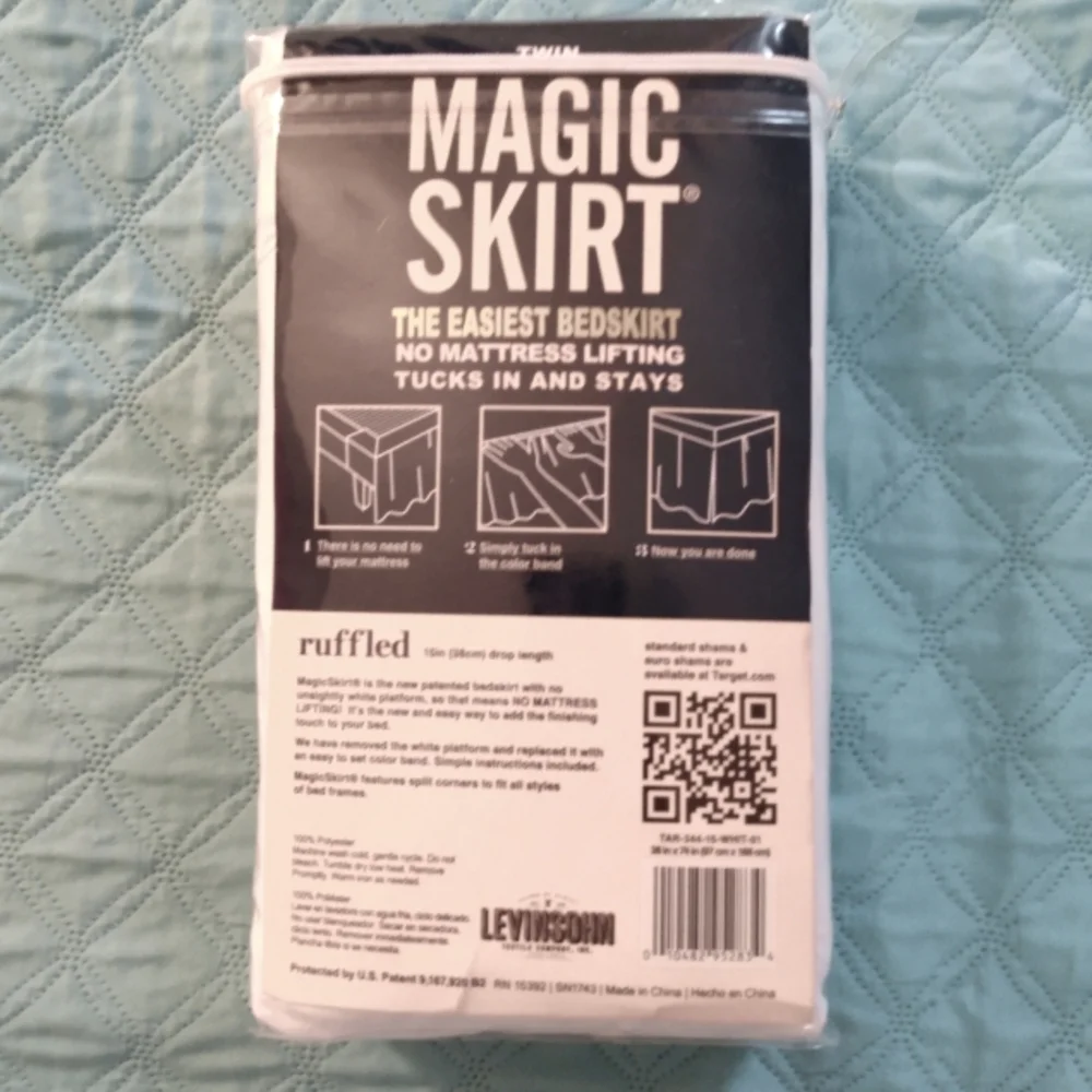Magic Skirt, Ruffled, White Twin Size, NEW